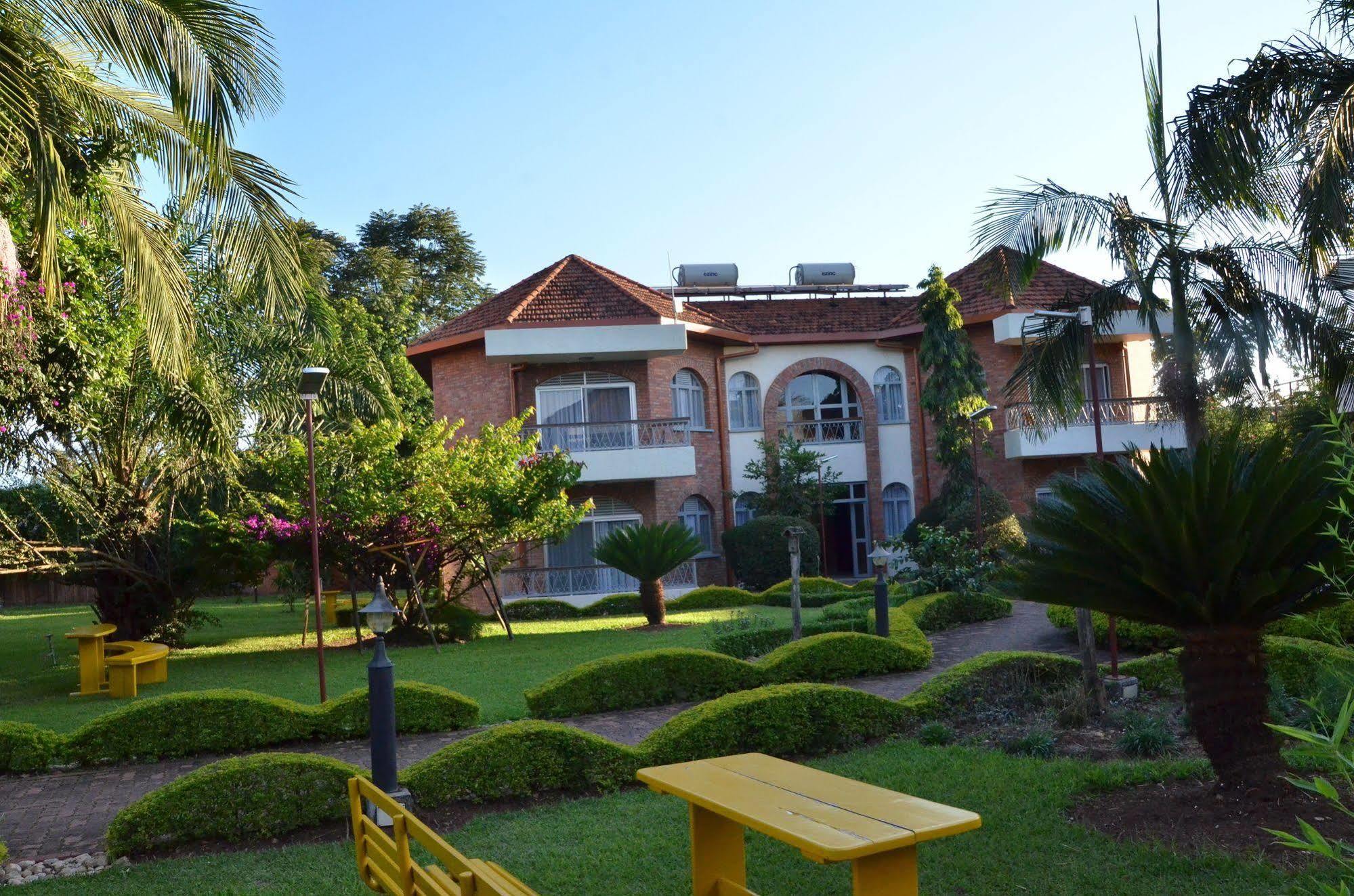 Hotel Chez Lando Kigali Exterior photo